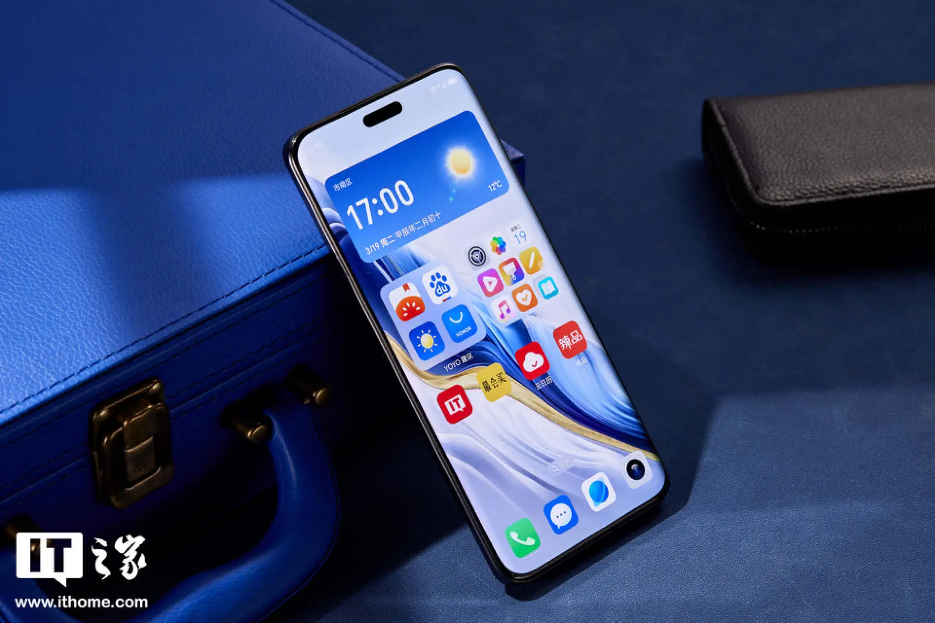 天顺平台注册:OPPO Find X7 Ultra 卫星通信版上市,对比小米 14 Ultra、荣耀 Magic 6 至臻版怎么选?